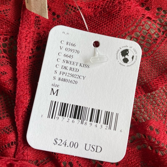 NWT Intimately by Free People cherry red lace cheeky panty size medium - Picture 5 of 5